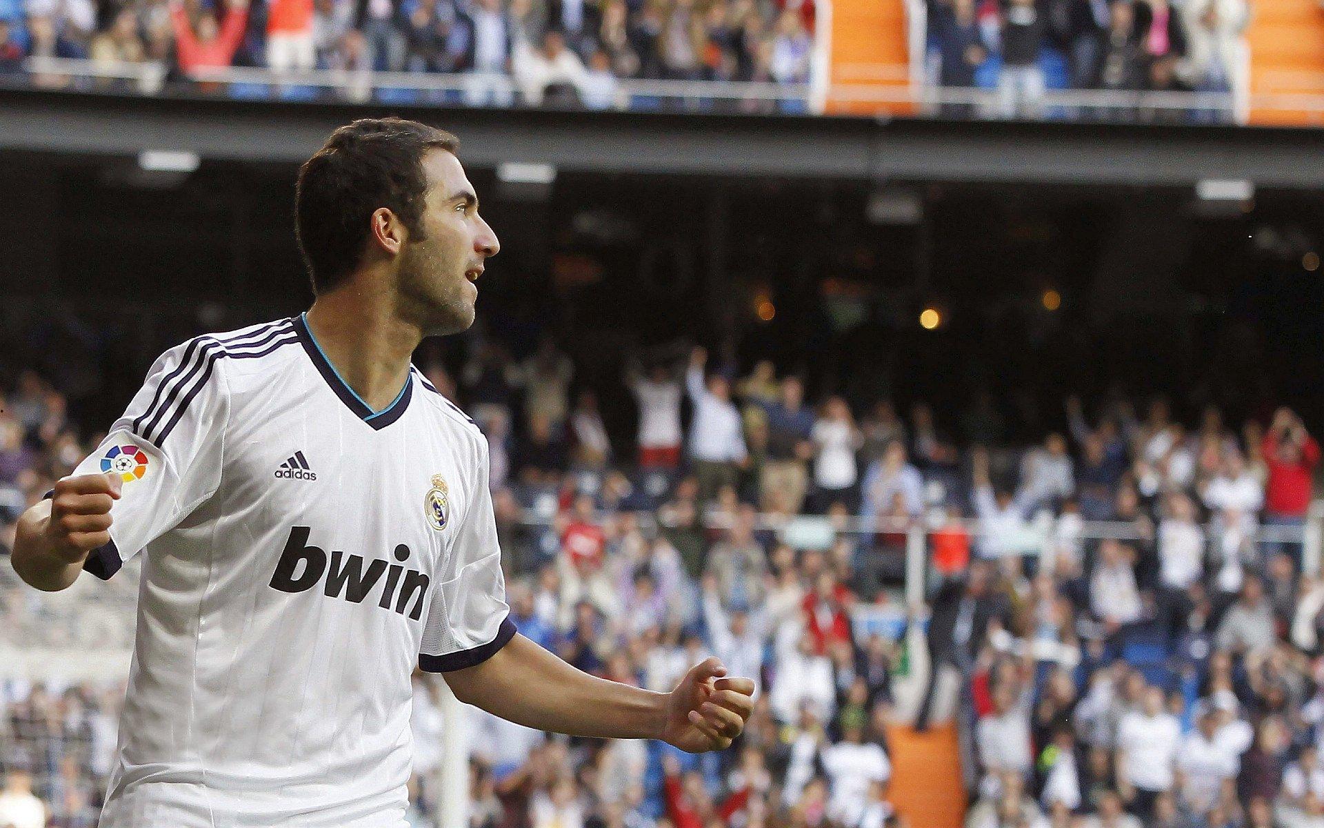 尼克斯与活塞激战成平手，布伦森领衔G3先发阵容